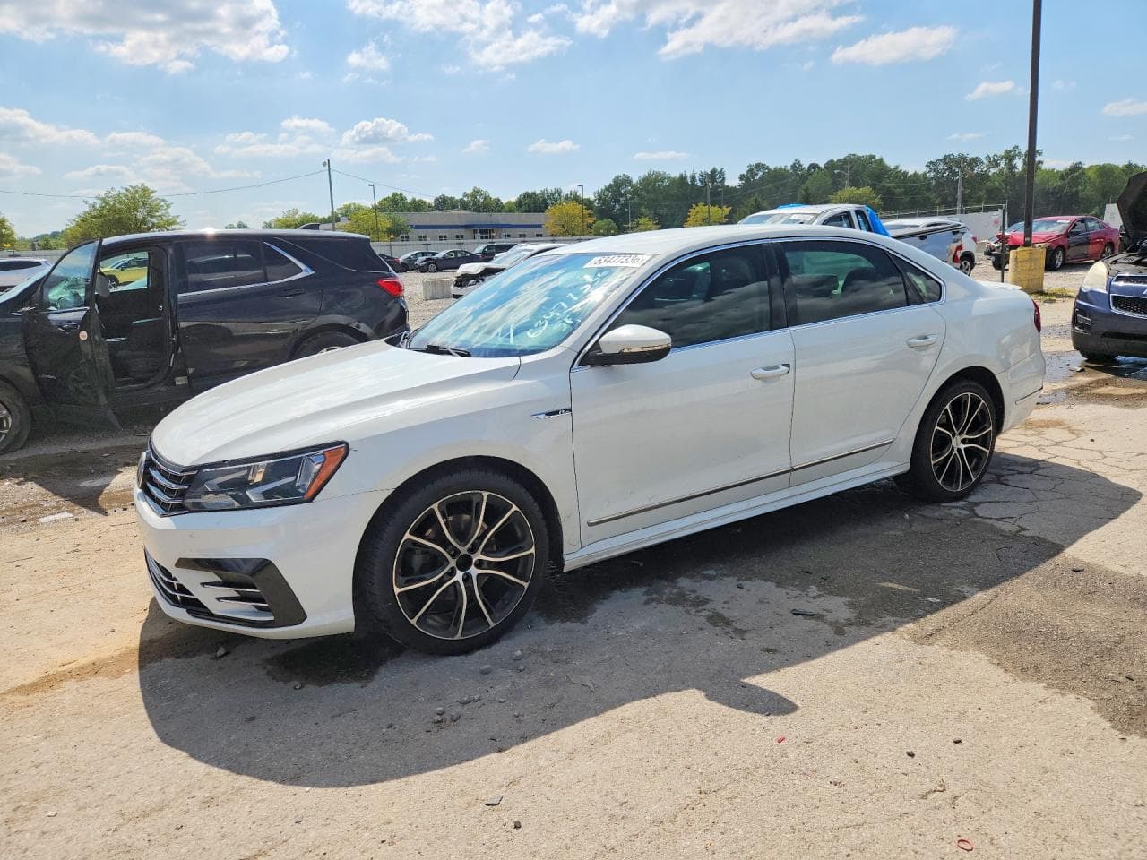 VOLKSWAGEN PASSAT