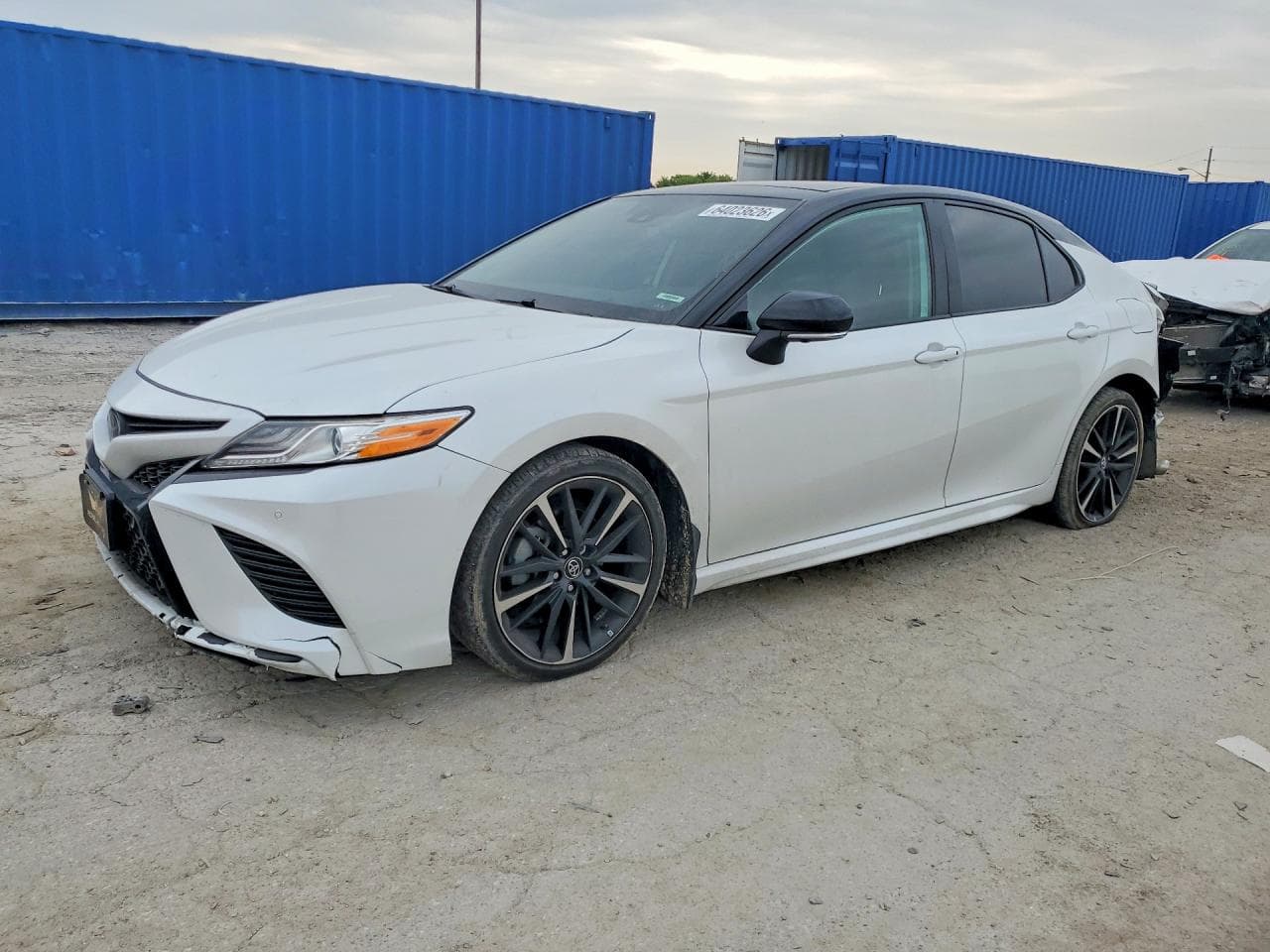 TOYOTA CAMRY