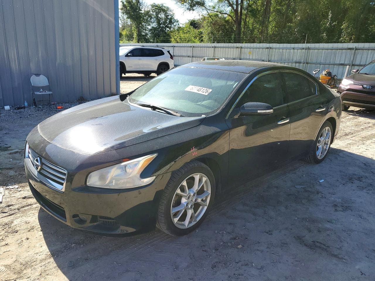 NISSAN MAXIMA