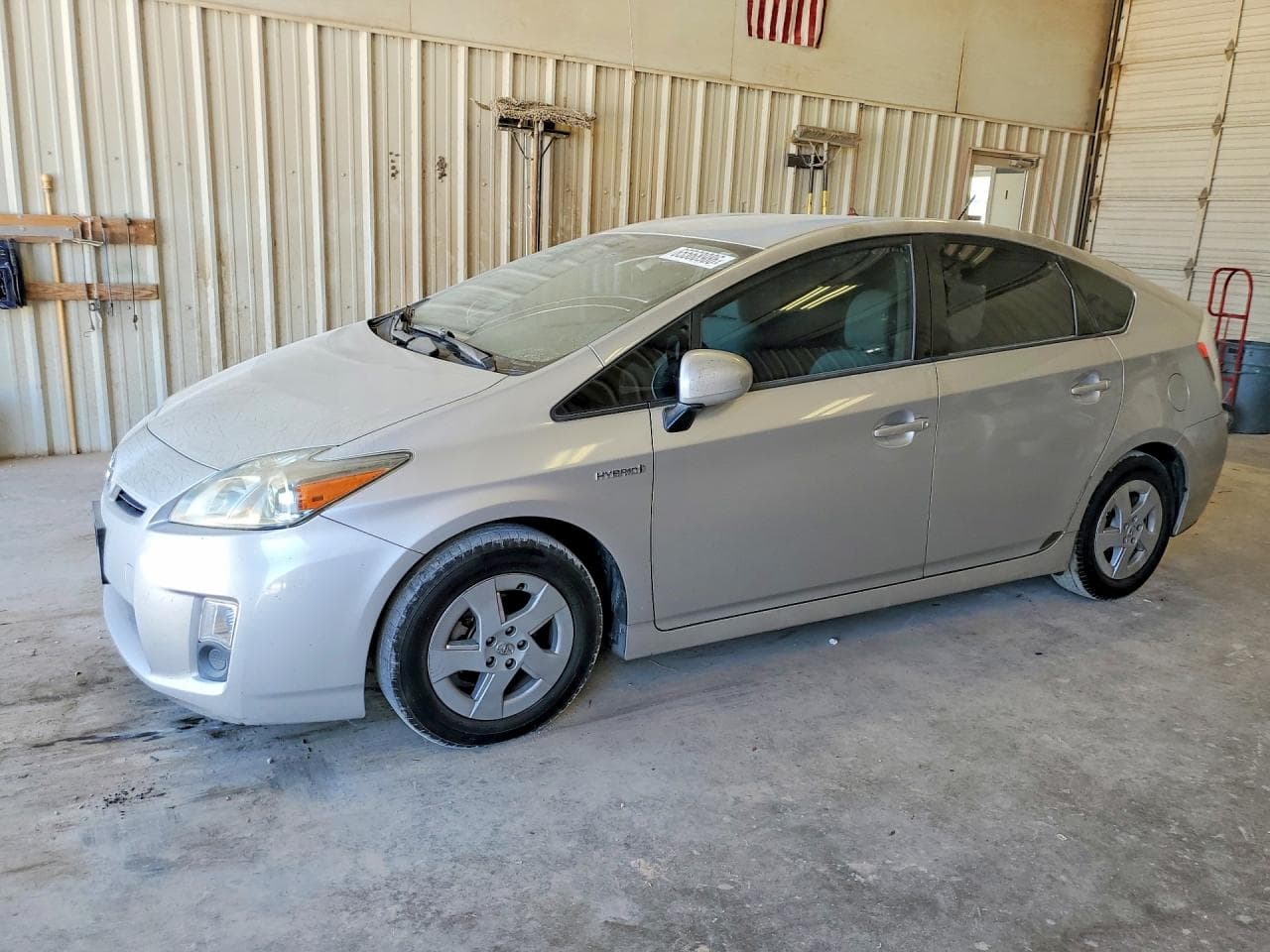 2011 TOYOTA PRIUS THRE
