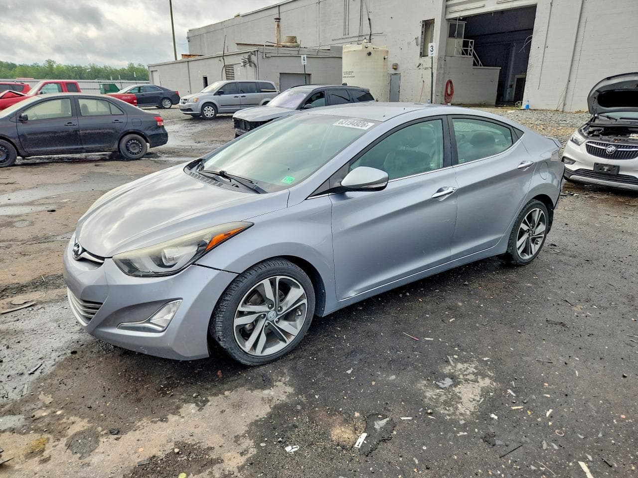 HYUNDAI ELANTRA