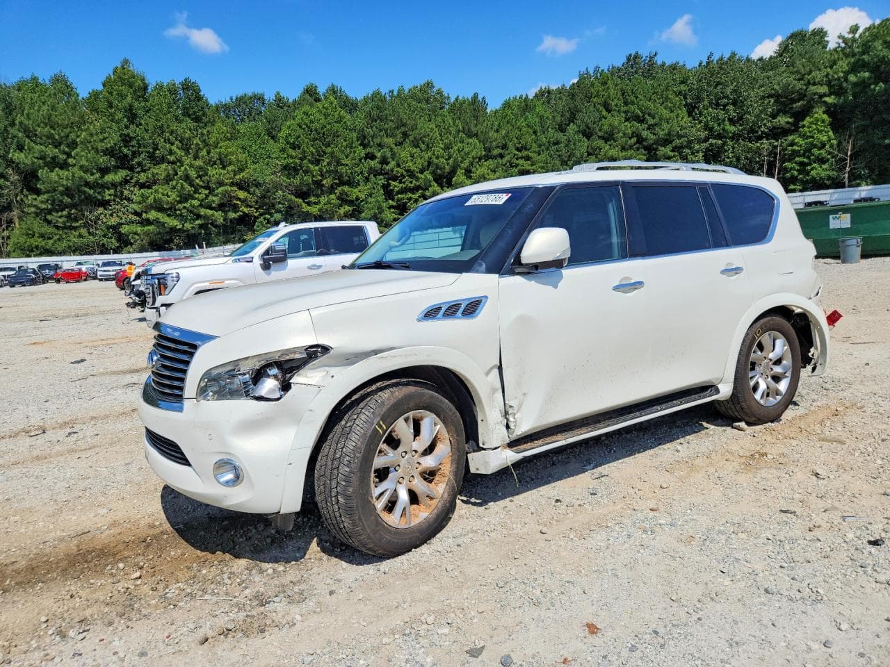 INFINITI QX56