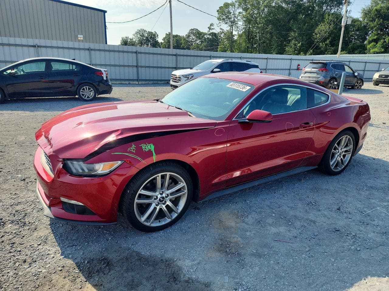 FORD MUSTANG