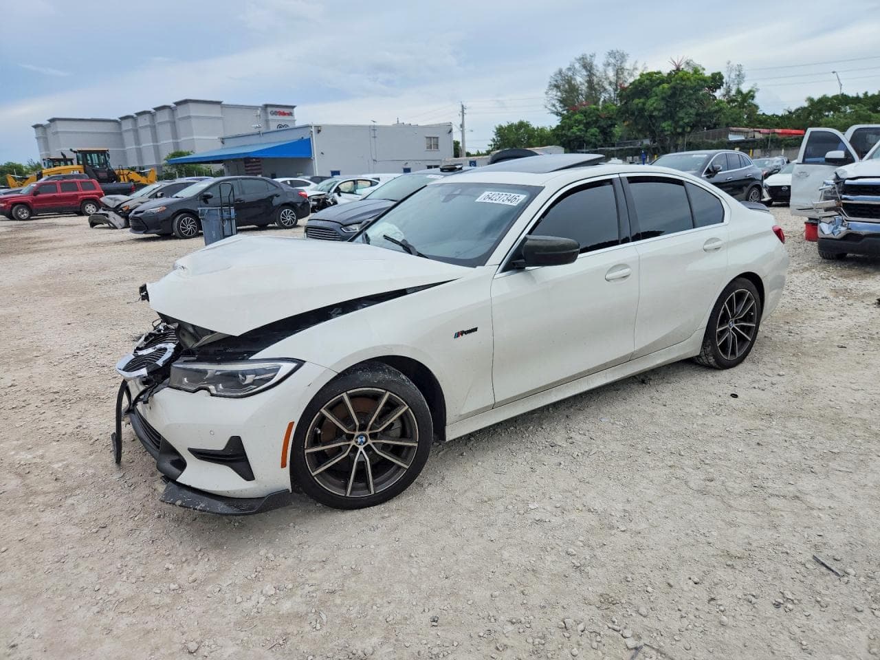 BMW 330I
