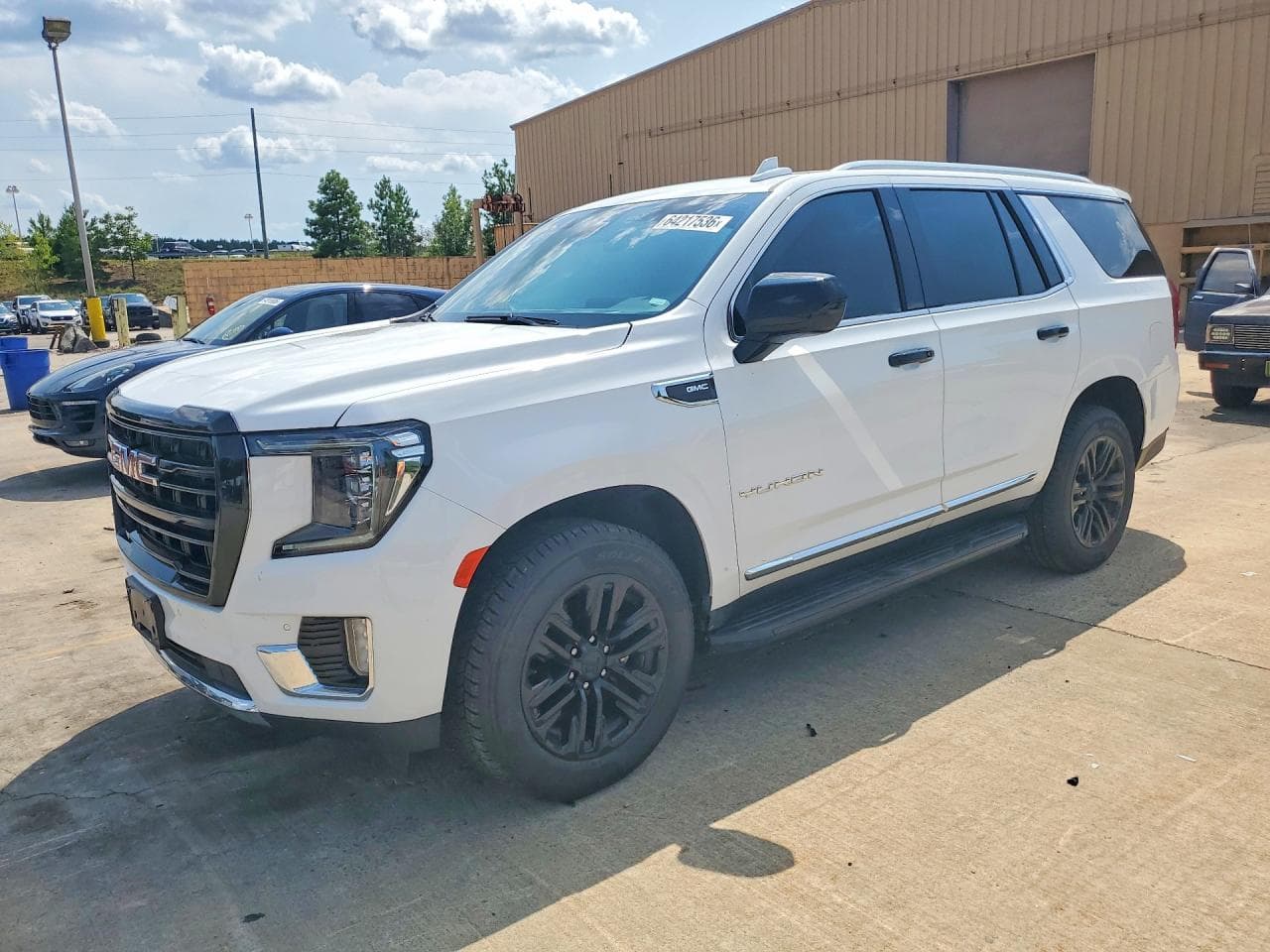 GMC YUKON