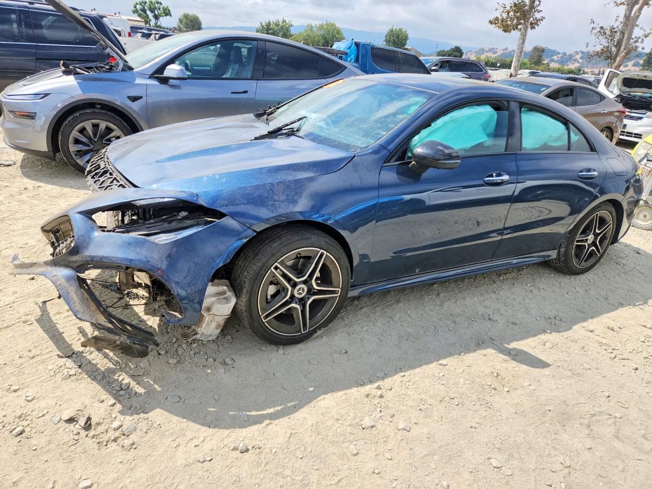 MERCEDES-BENZ CLA-CLASS