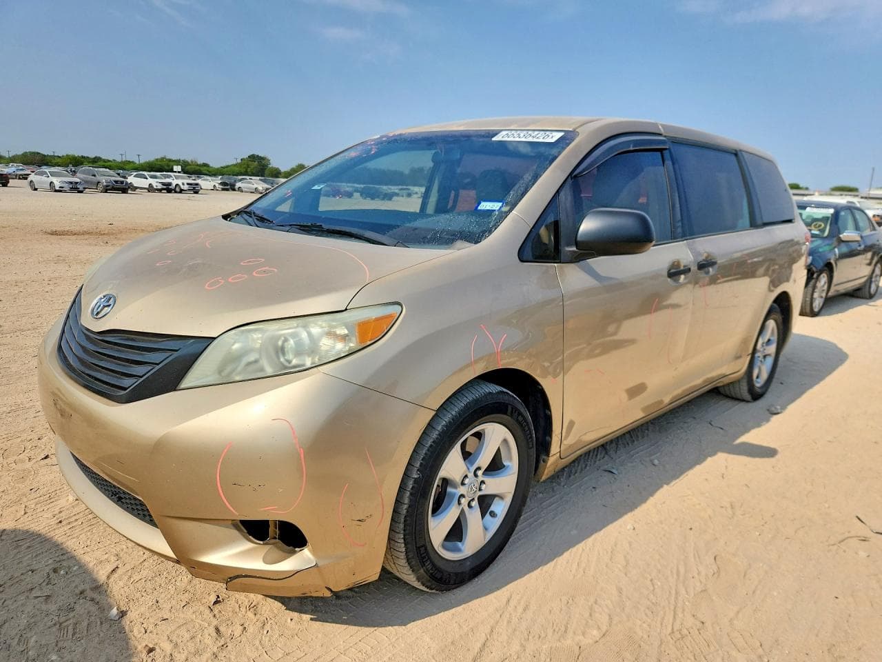 TOYOTA SIENNA