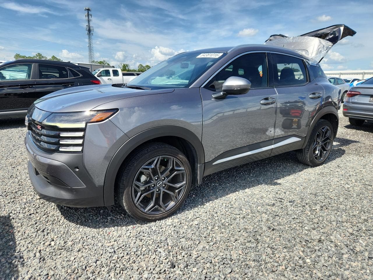 NISSAN KICKS