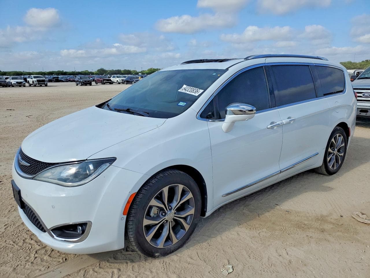 CHRYSLER PACIFICA