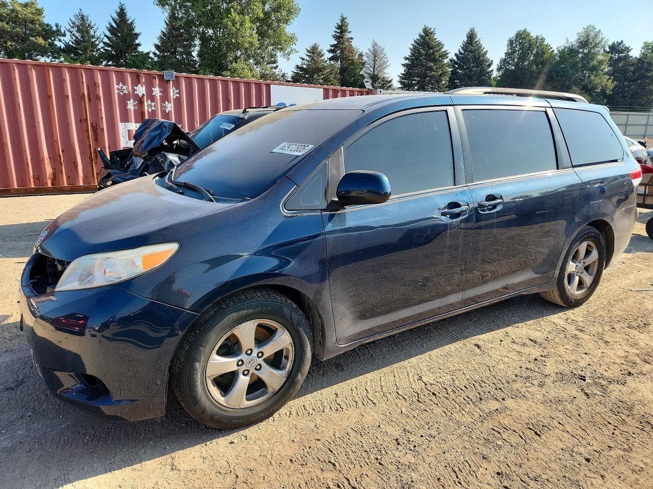 TOYOTA SIENNA
