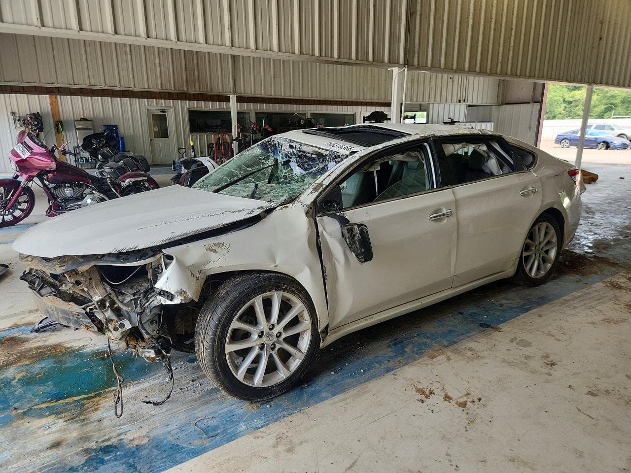 TOYOTA AVALON