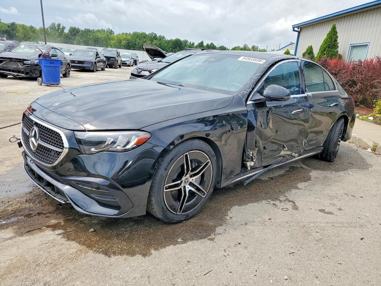 MERCEDES-BENZ E-CLASS