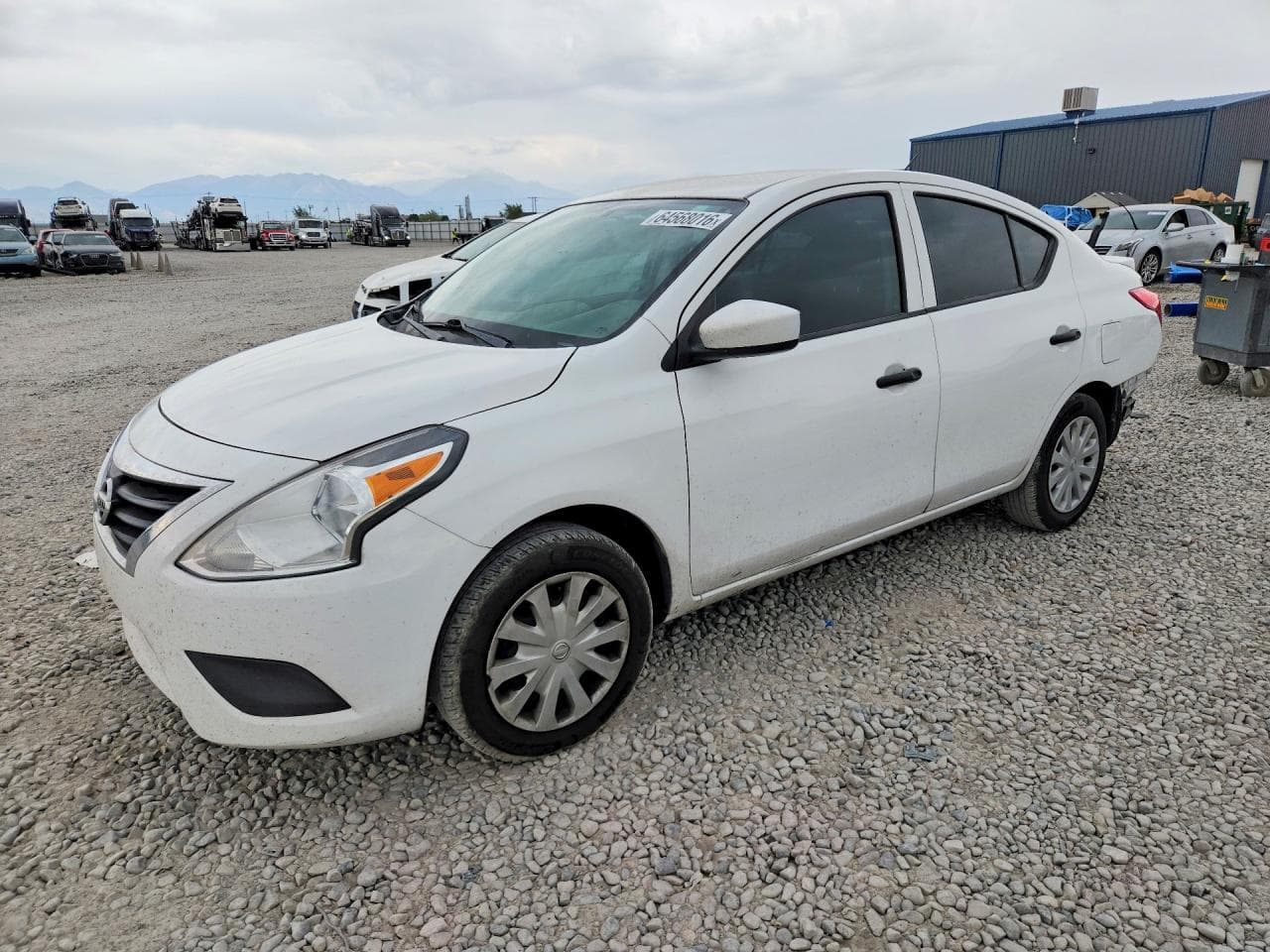 NISSAN VERSA