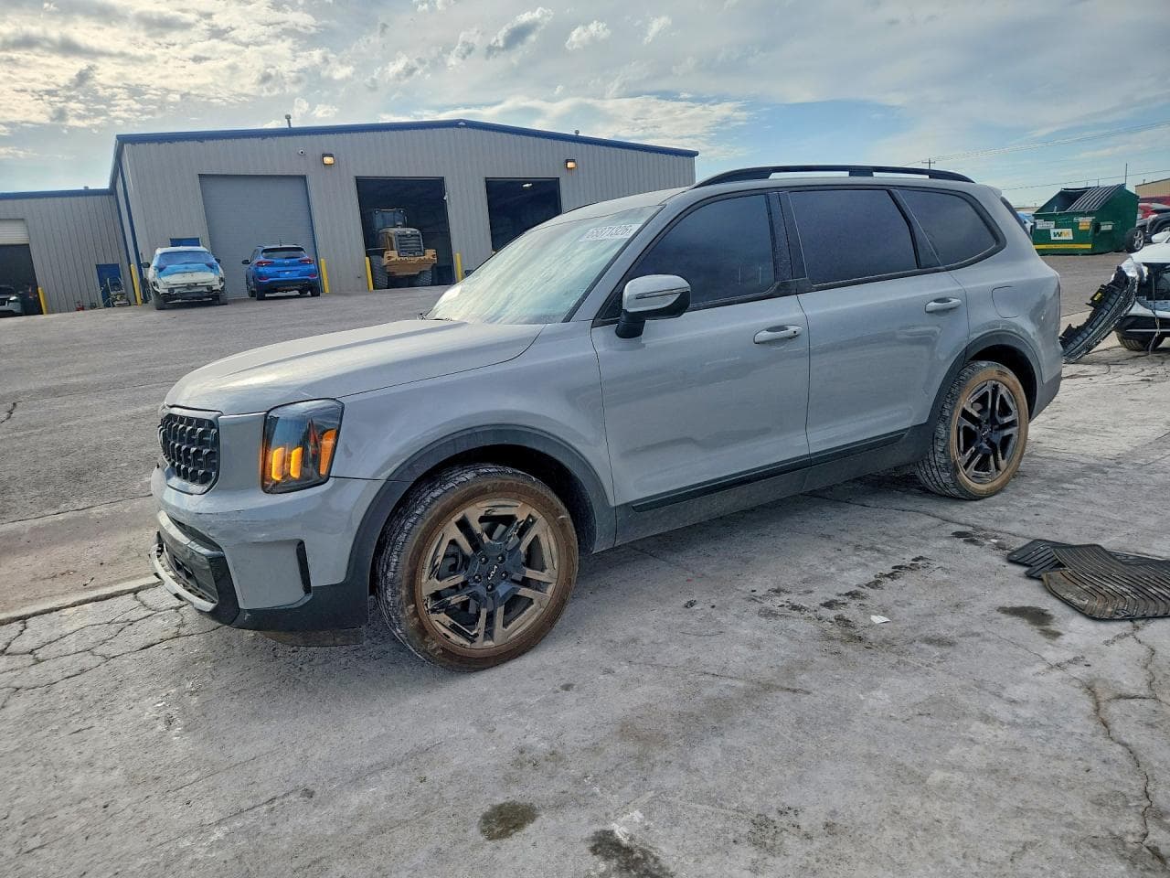 KIA TELLURIDE