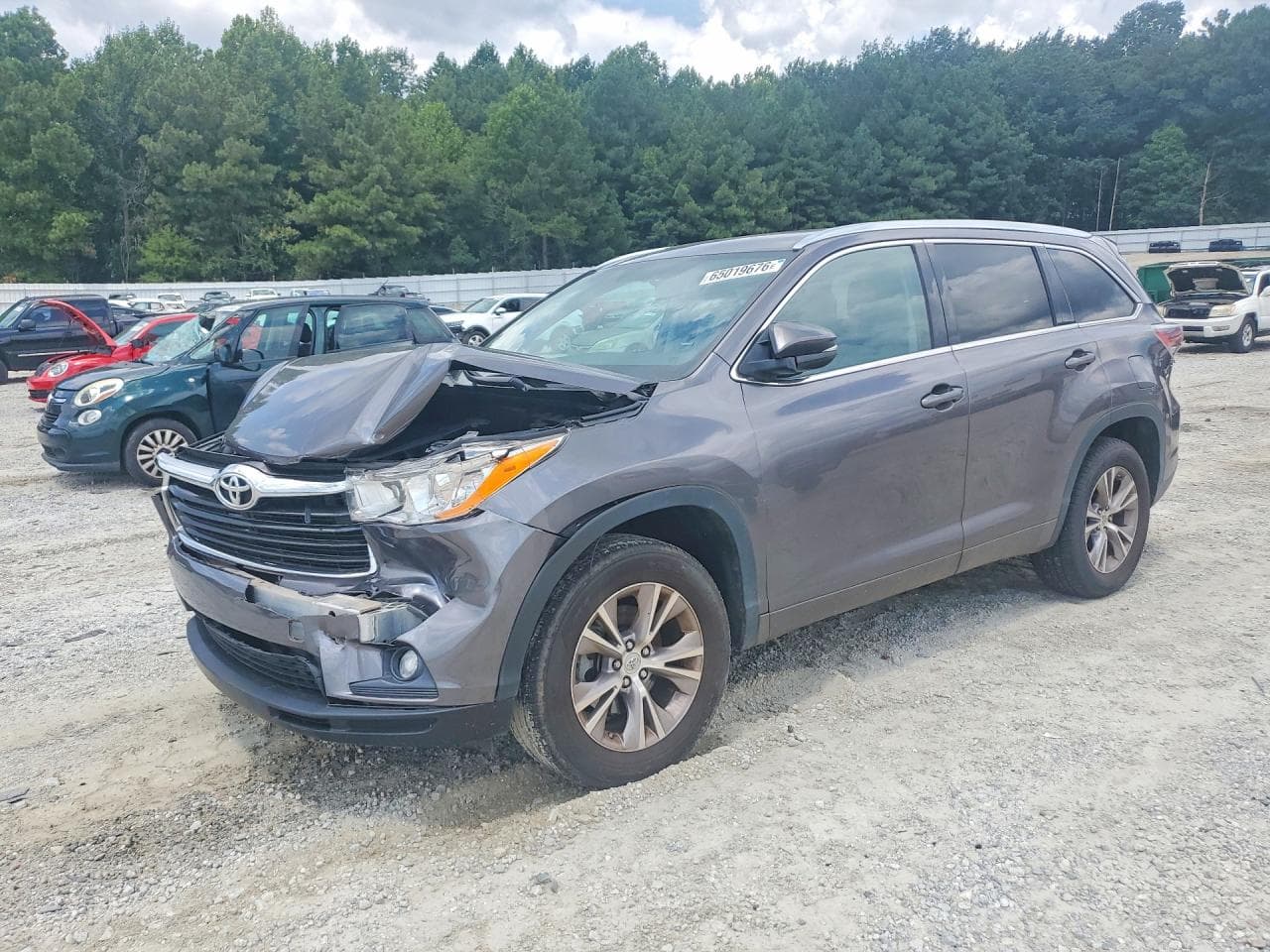 TOYOTA HIGHLANDER