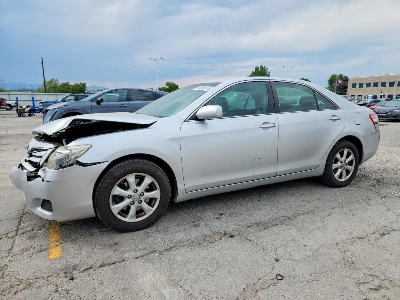 TOYOTA CAMRY