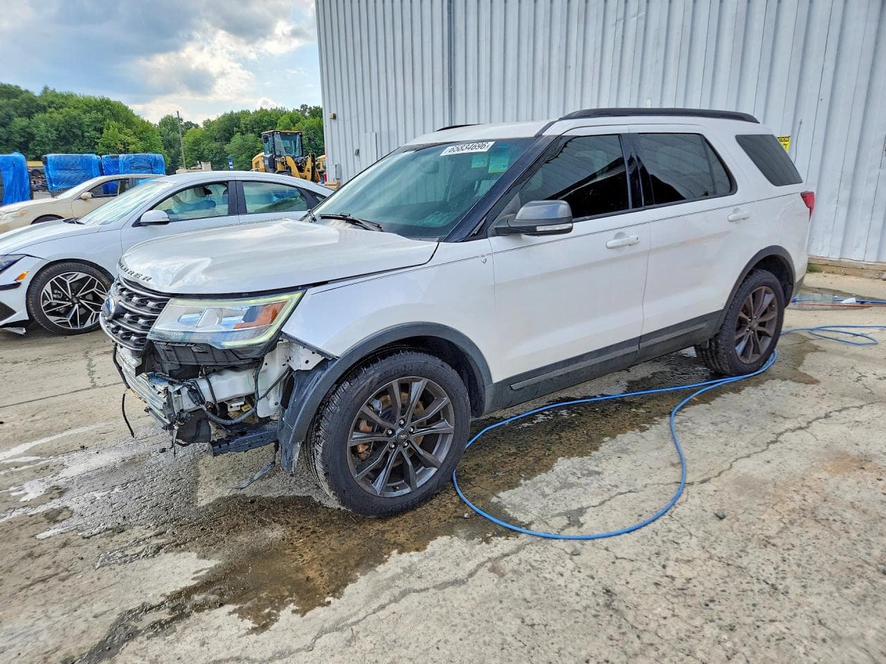 FORD EXPLORER