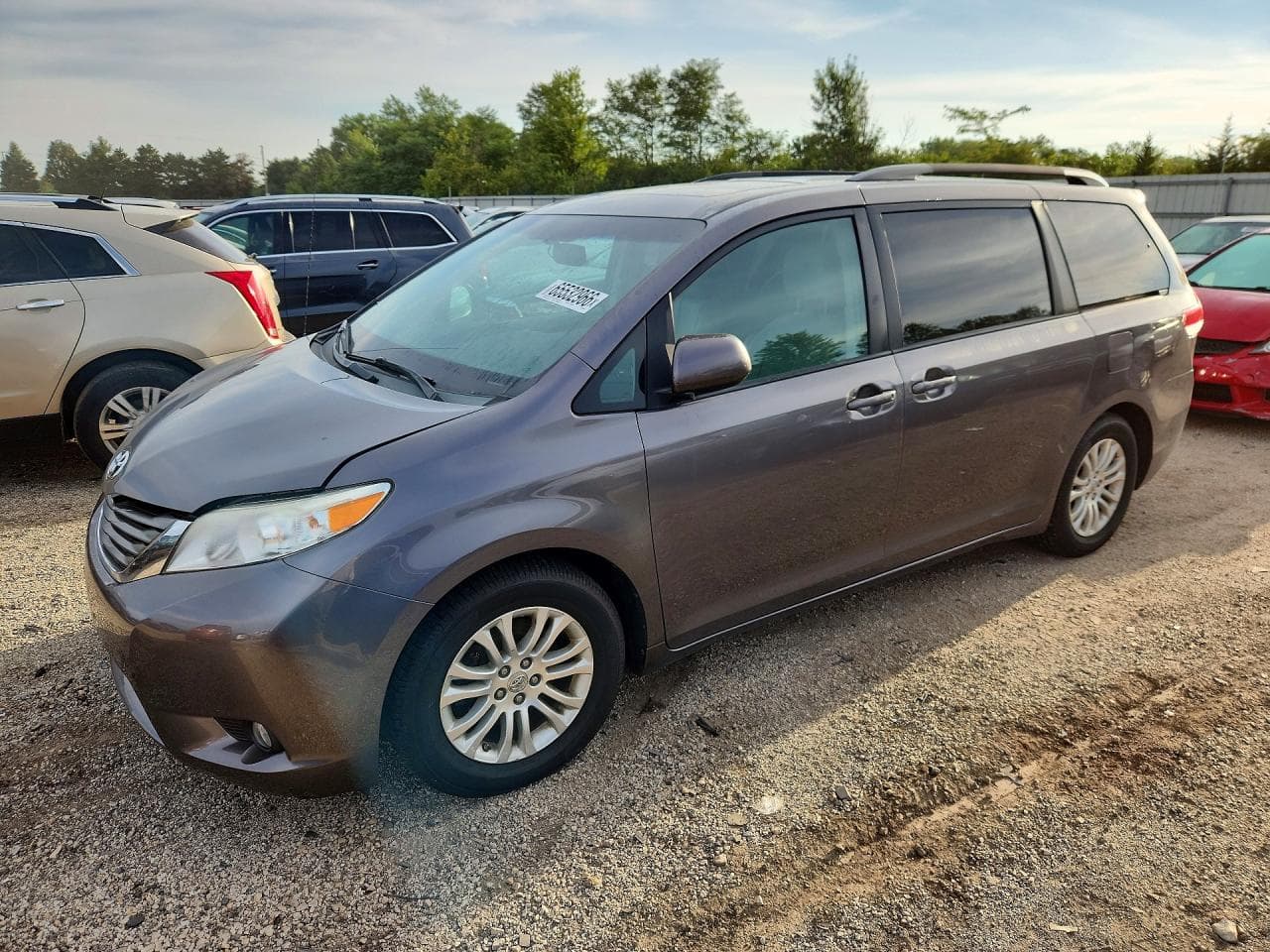 TOYOTA SIENNA