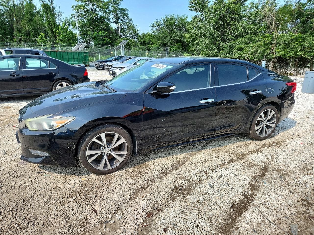 NISSAN MAXIMA