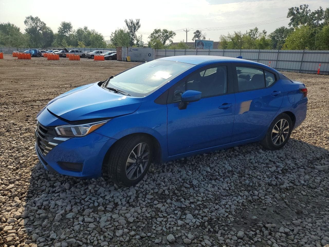 NISSAN VERSA