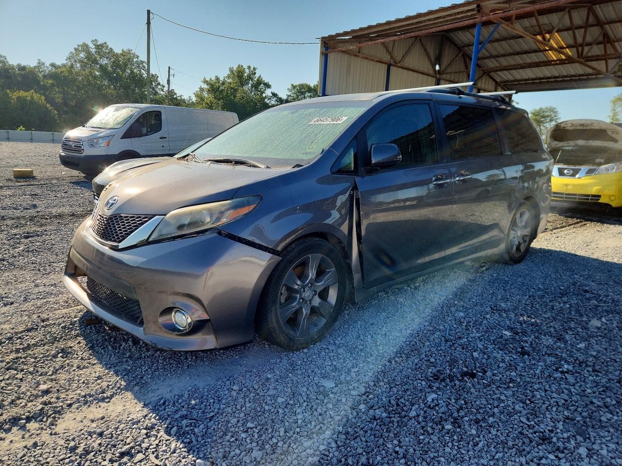 TOYOTA SIENNA