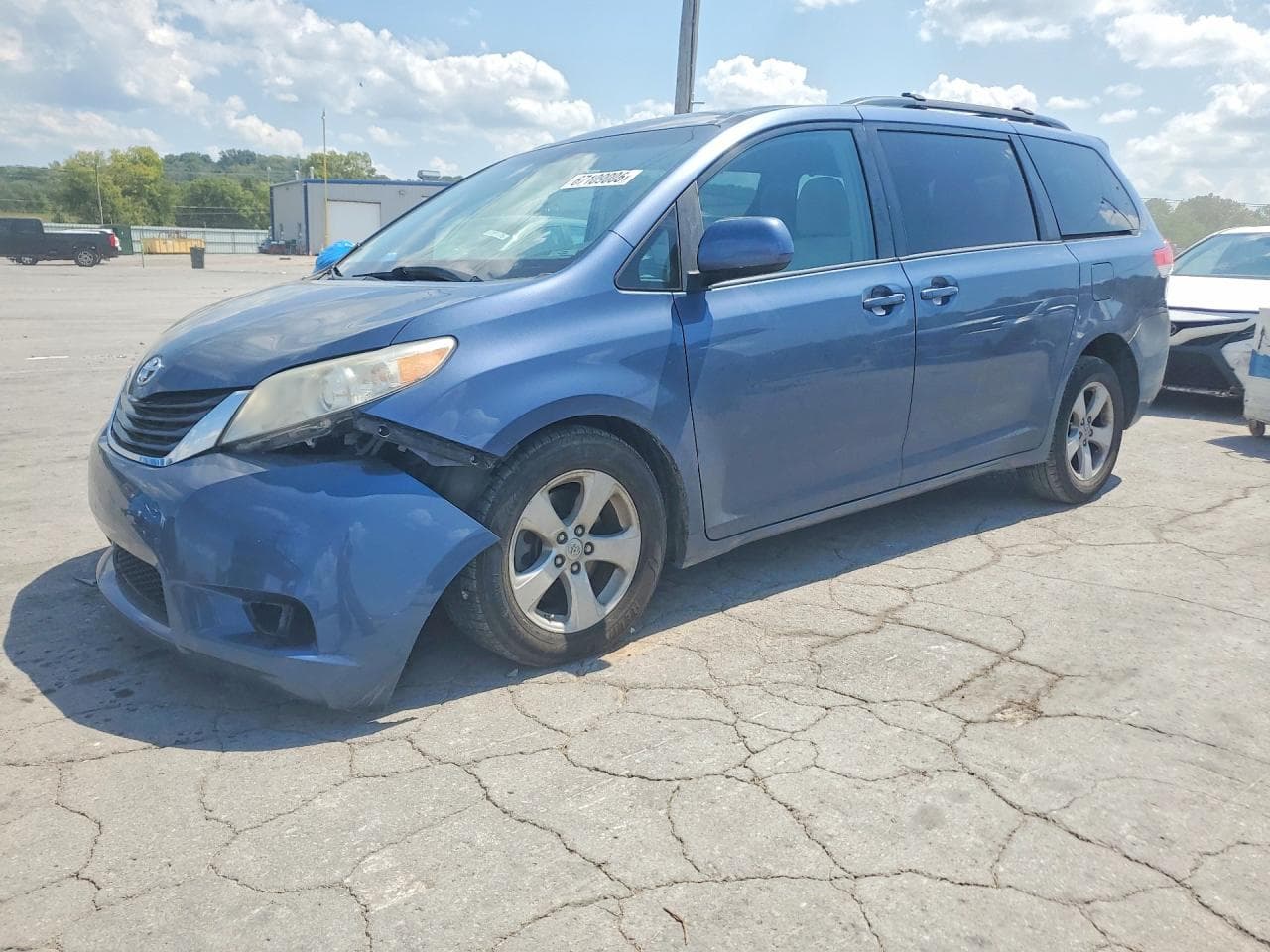 TOYOTA SIENNA
