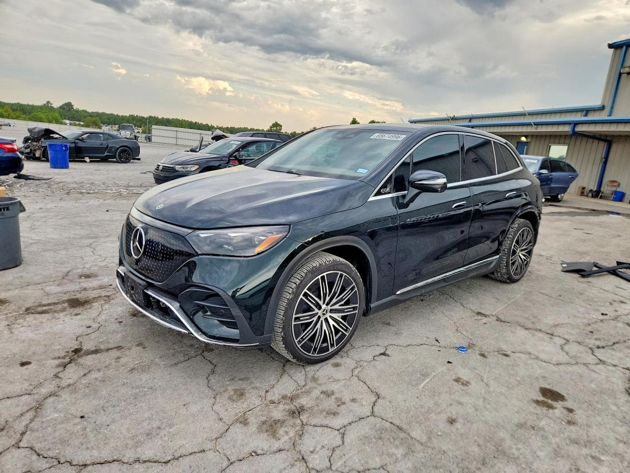 2024 MERCEDES-BENZ EQE SUV