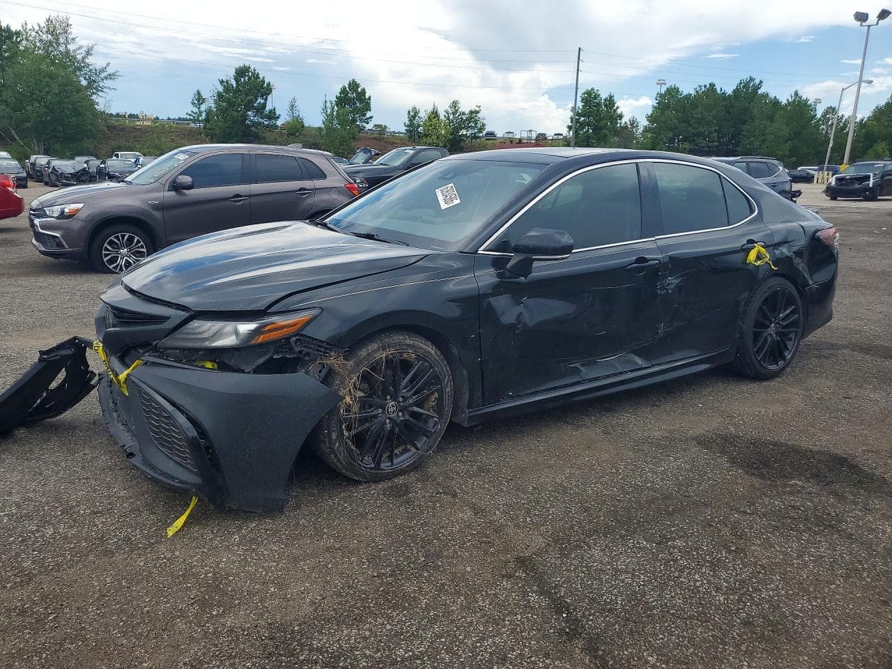 TOYOTA CAMRY