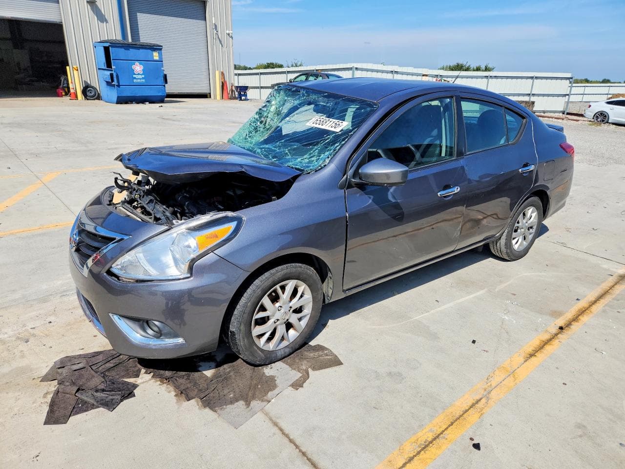 NISSAN VERSA
