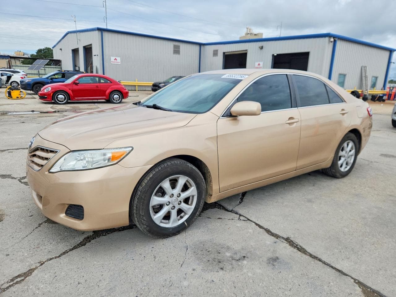 TOYOTA CAMRY