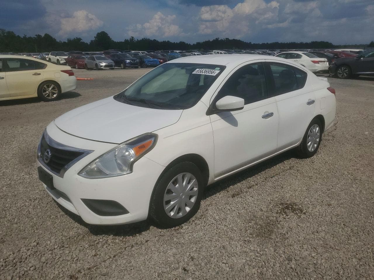 NISSAN VERSA