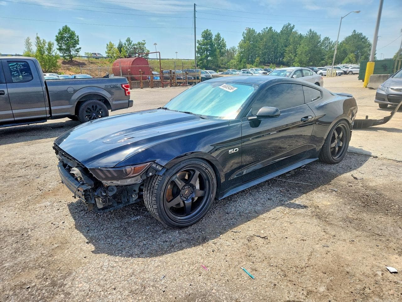 FORD MUSTANG