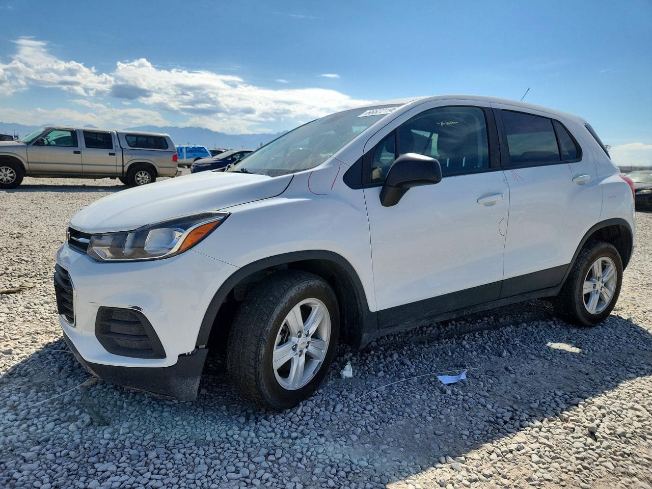 CHEVROLET TRAX