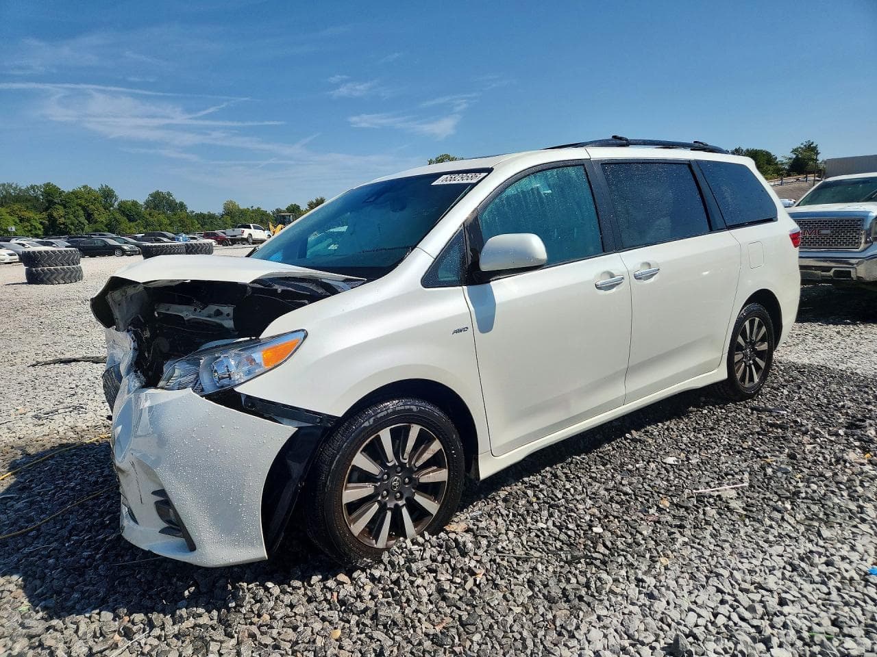 TOYOTA SIENNA