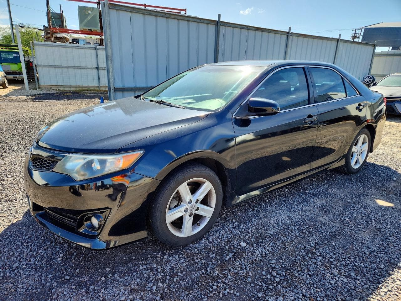 TOYOTA CAMRY