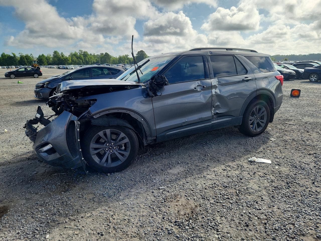 FORD EXPLORER