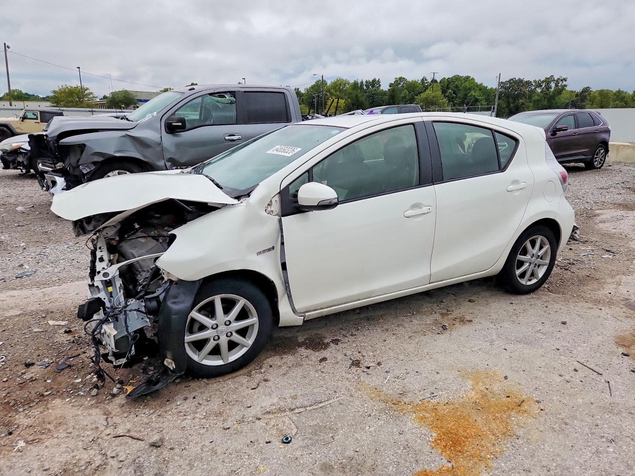 TOYOTA PRIUS C