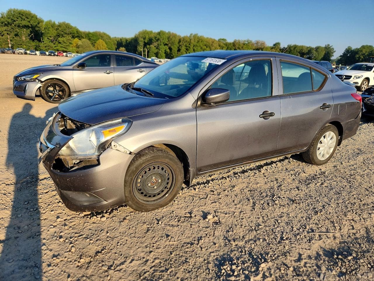 NISSAN VERSA