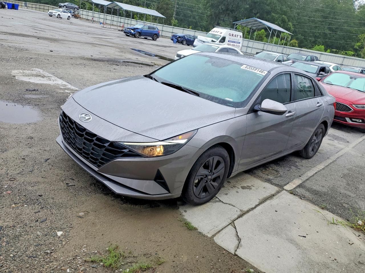 HYUNDAI ELANTRA
