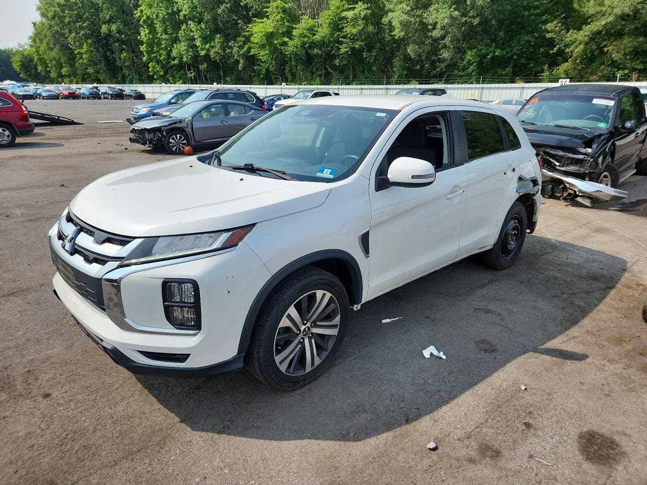 MITSUBISHI OUTLANDER SPORT
