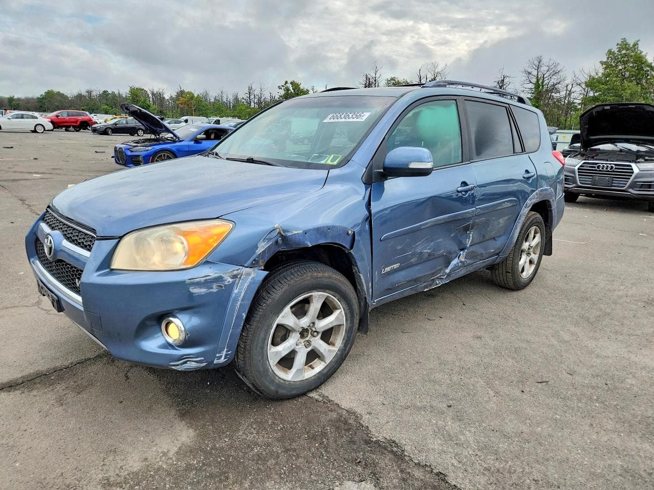TOYOTA RAV4