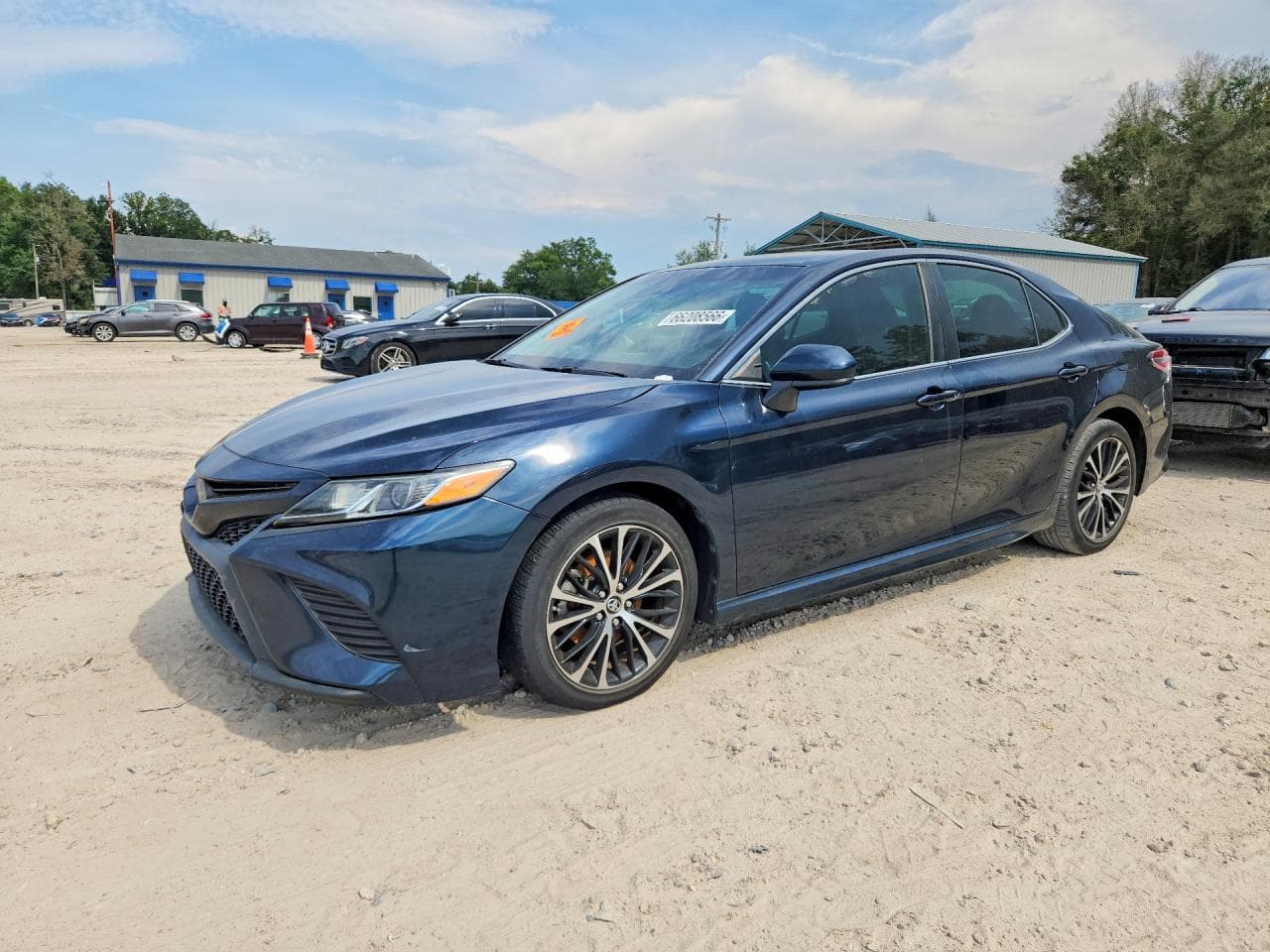 TOYOTA CAMRY