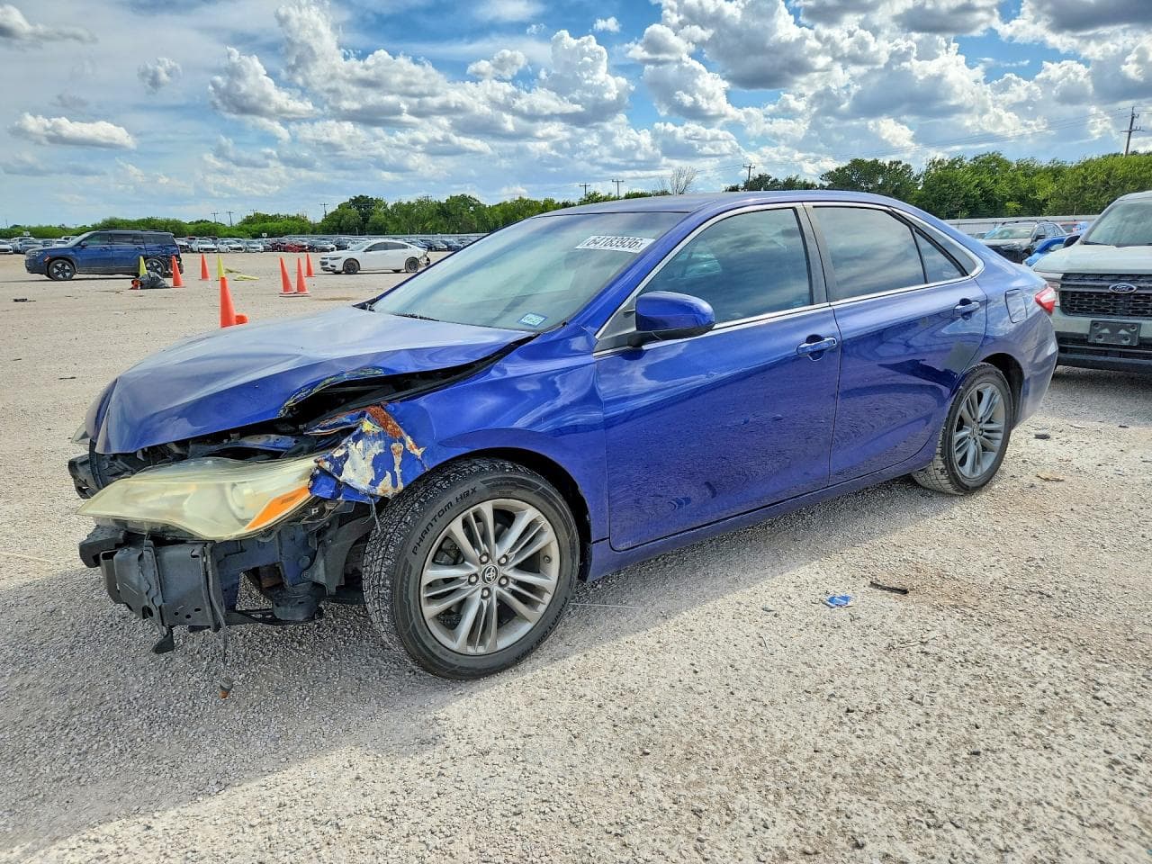 TOYOTA CAMRY