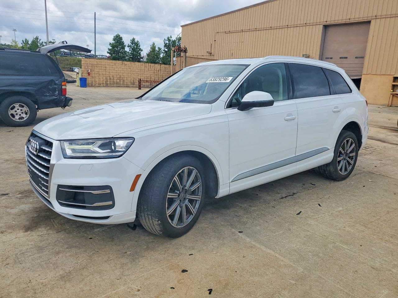 AUDI Q7