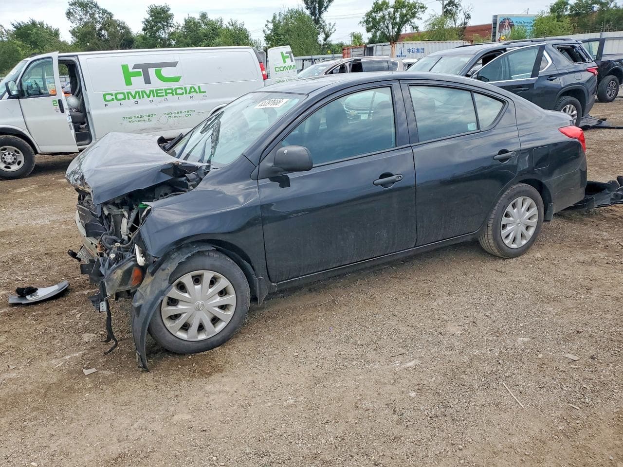 NISSAN VERSA