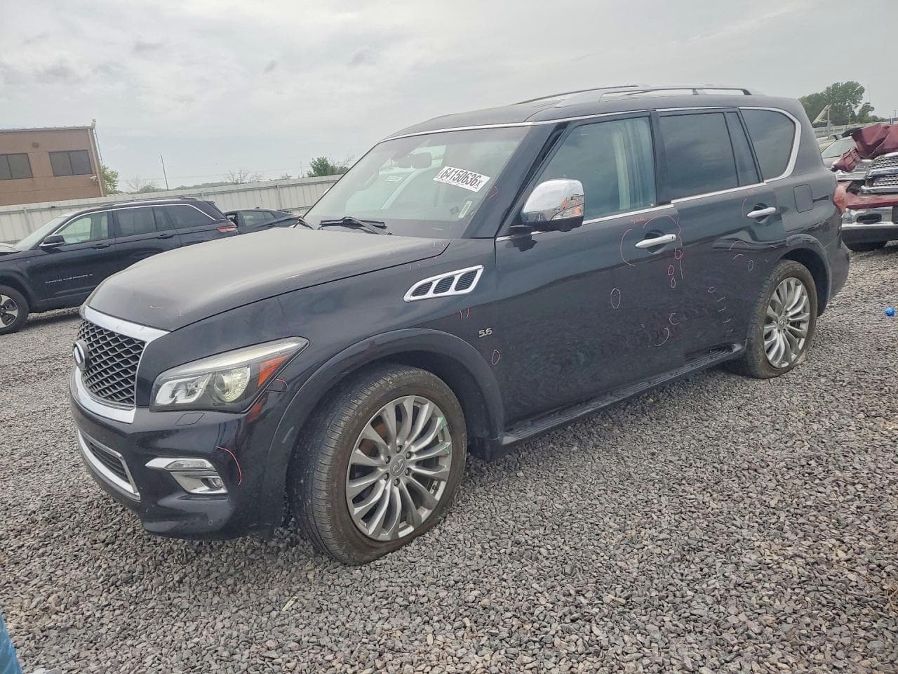 INFINITI QX80