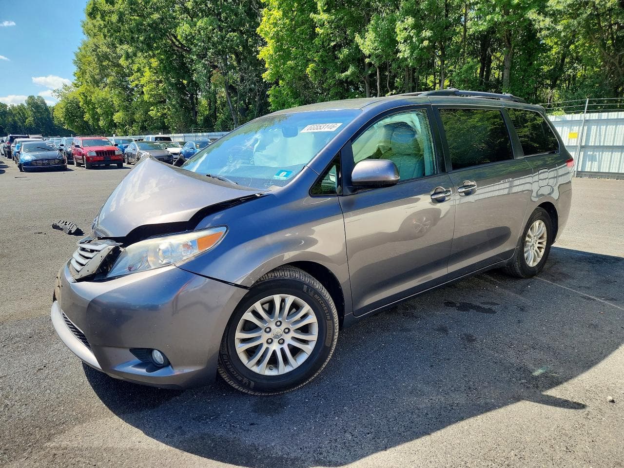 TOYOTA SIENNA