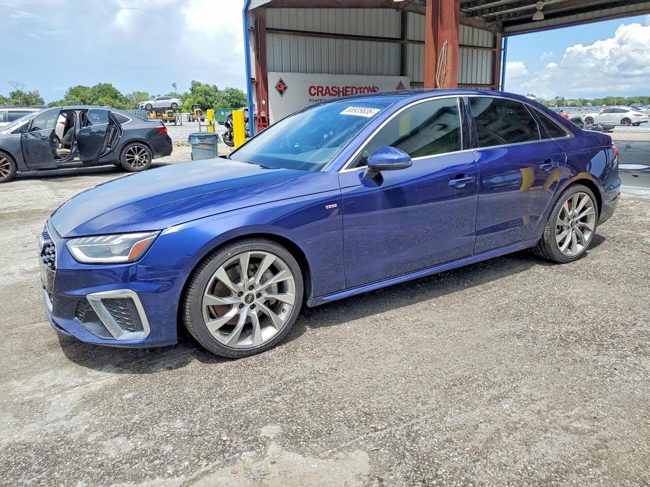 AUDI A4