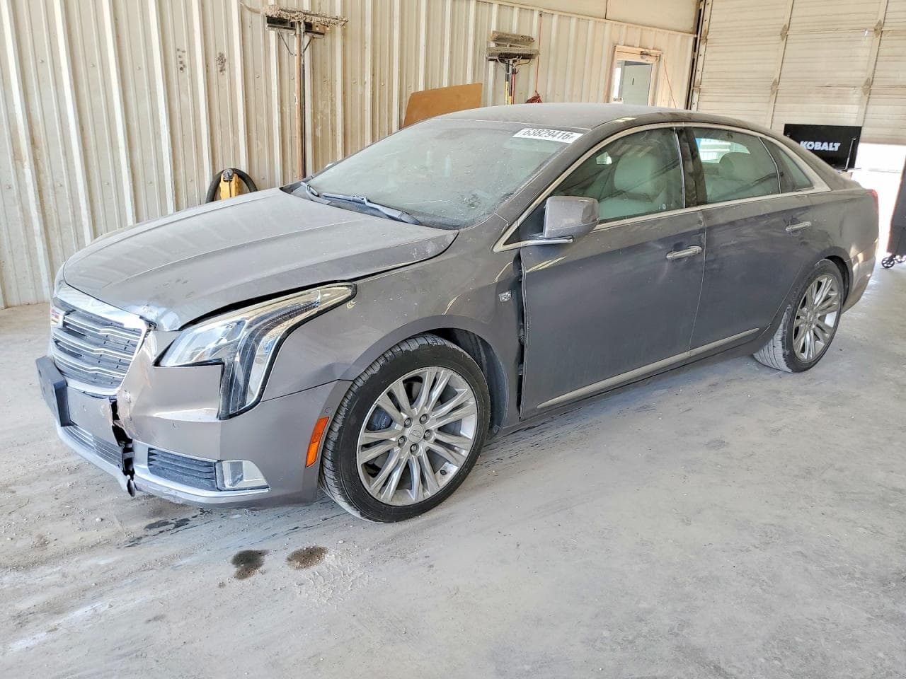 CADILLAC XTS