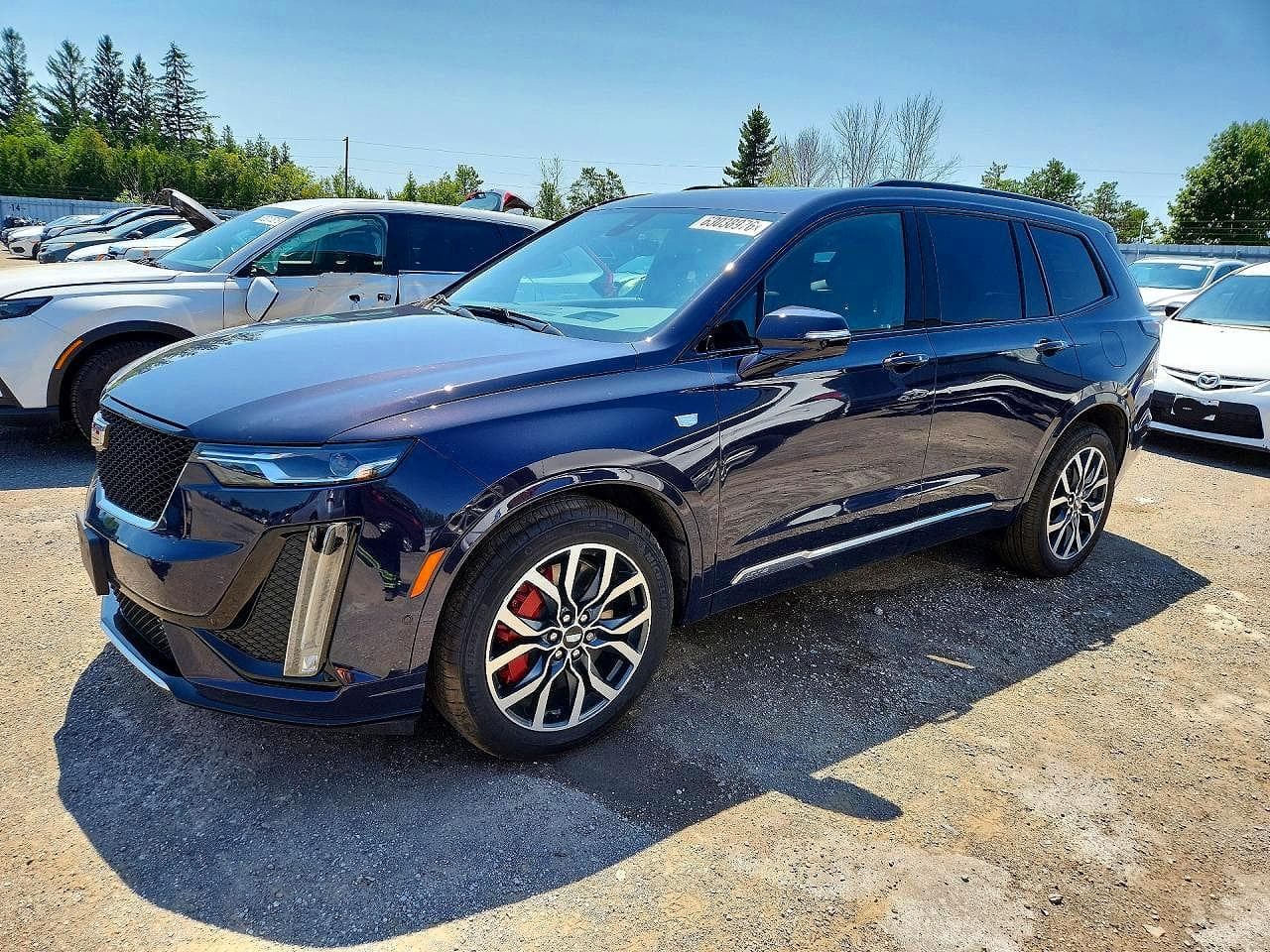 CADILLAC XT6